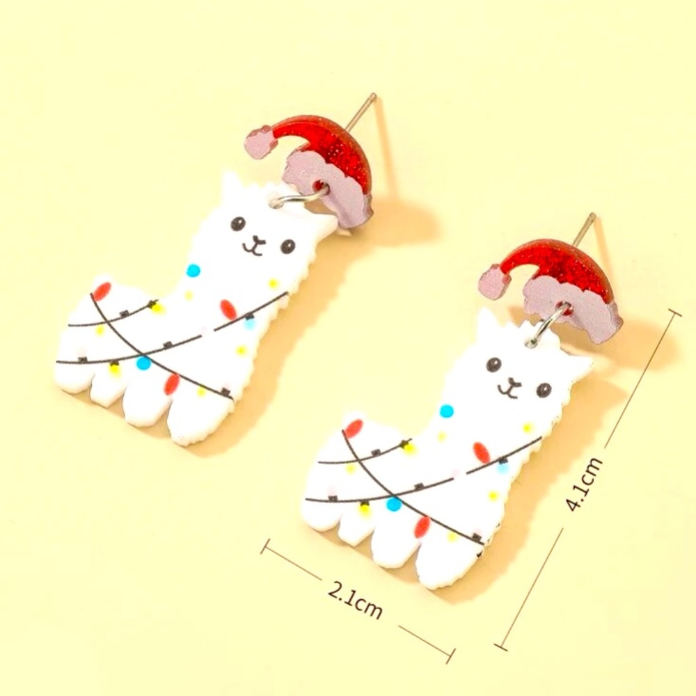 CutieLla’Tootie Llama Earrings - Picture 2 of 3